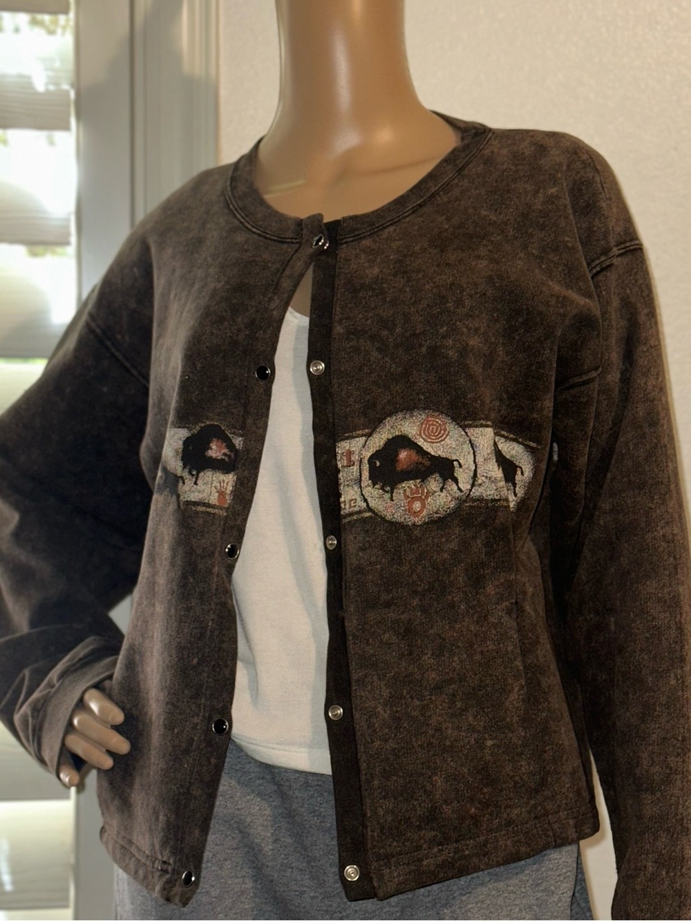 VTG Stone Aged Rockwear Buffalo Print Stone Washed Sweatshirt Jacket – Brown – L